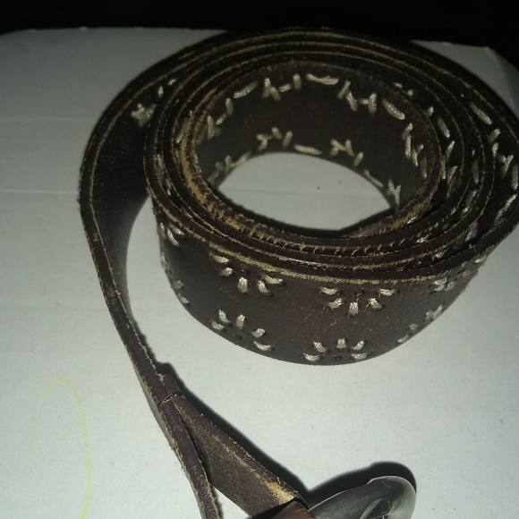 Leather belt - Picture 2 of 2
